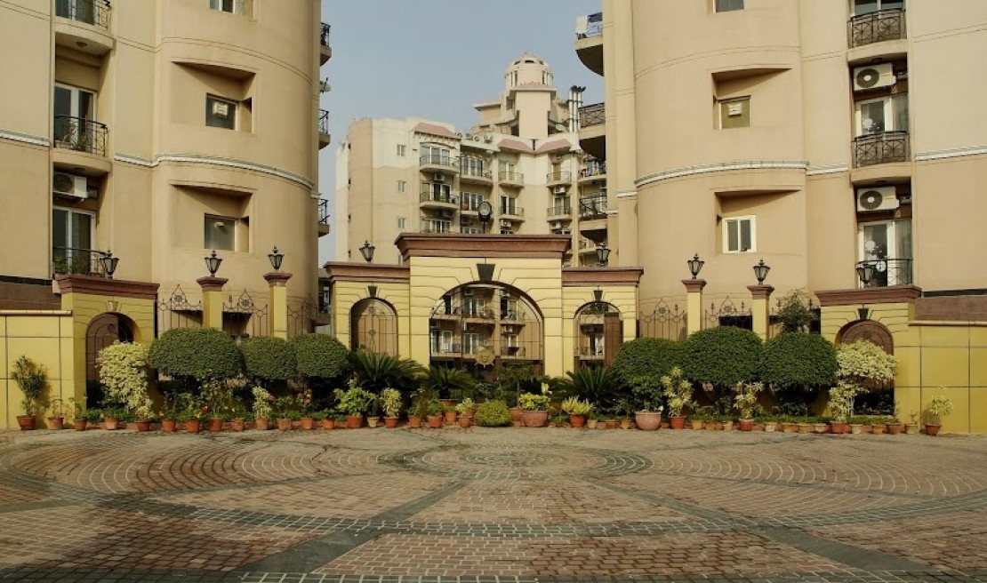 Omaxe Royal Residency Noida at Sector 44, Noida by Omaxe Limited