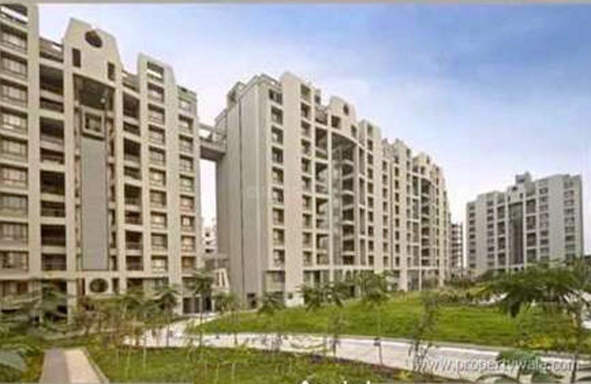 Ahura Sky Lounge at Kalyani Nagar, Pune by Ahura Builders