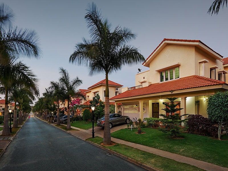 Adarsh Palm Retreat Villas at Bellandur, Bangalore by Adarsh Group